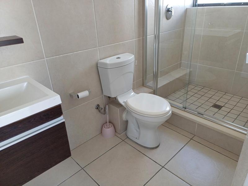 To Let 1 Bedroom Property for Rent in De Velde Western Cape